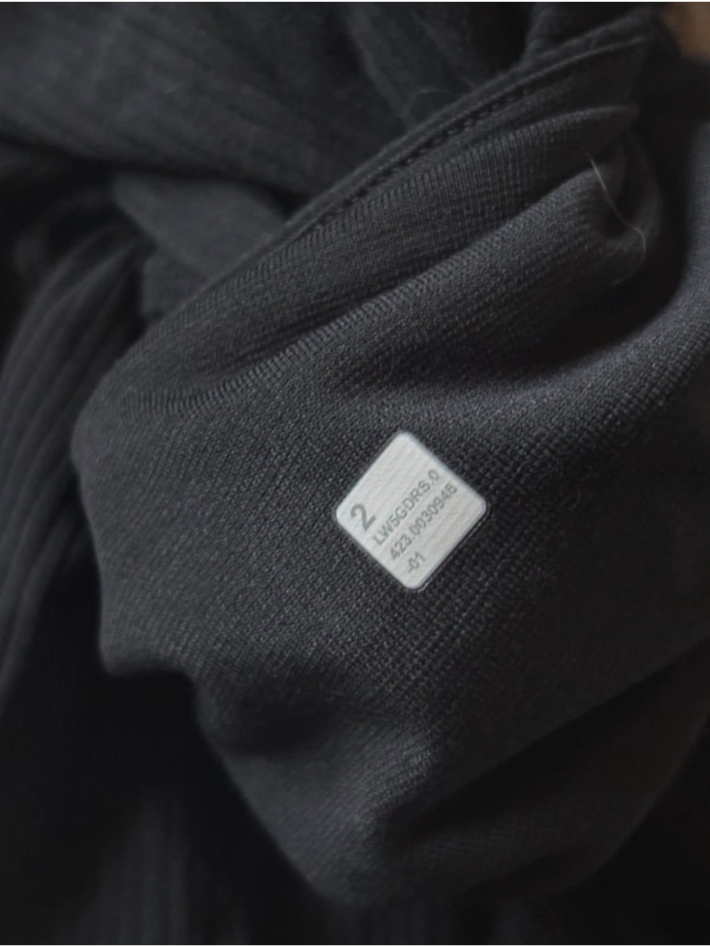 Size 2 lululemon black ribbed high waisted flare leggings - Picture 3 of 3